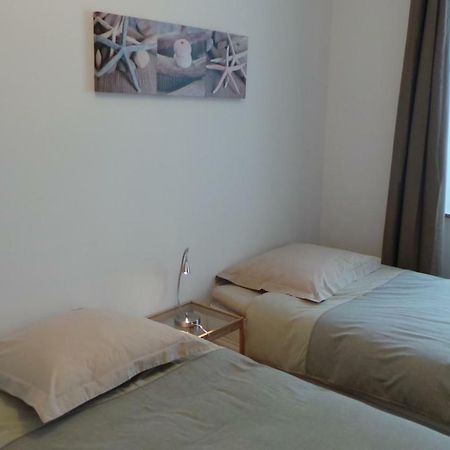 Lesneven Appart Nuitee Dış mekan fotoğraf